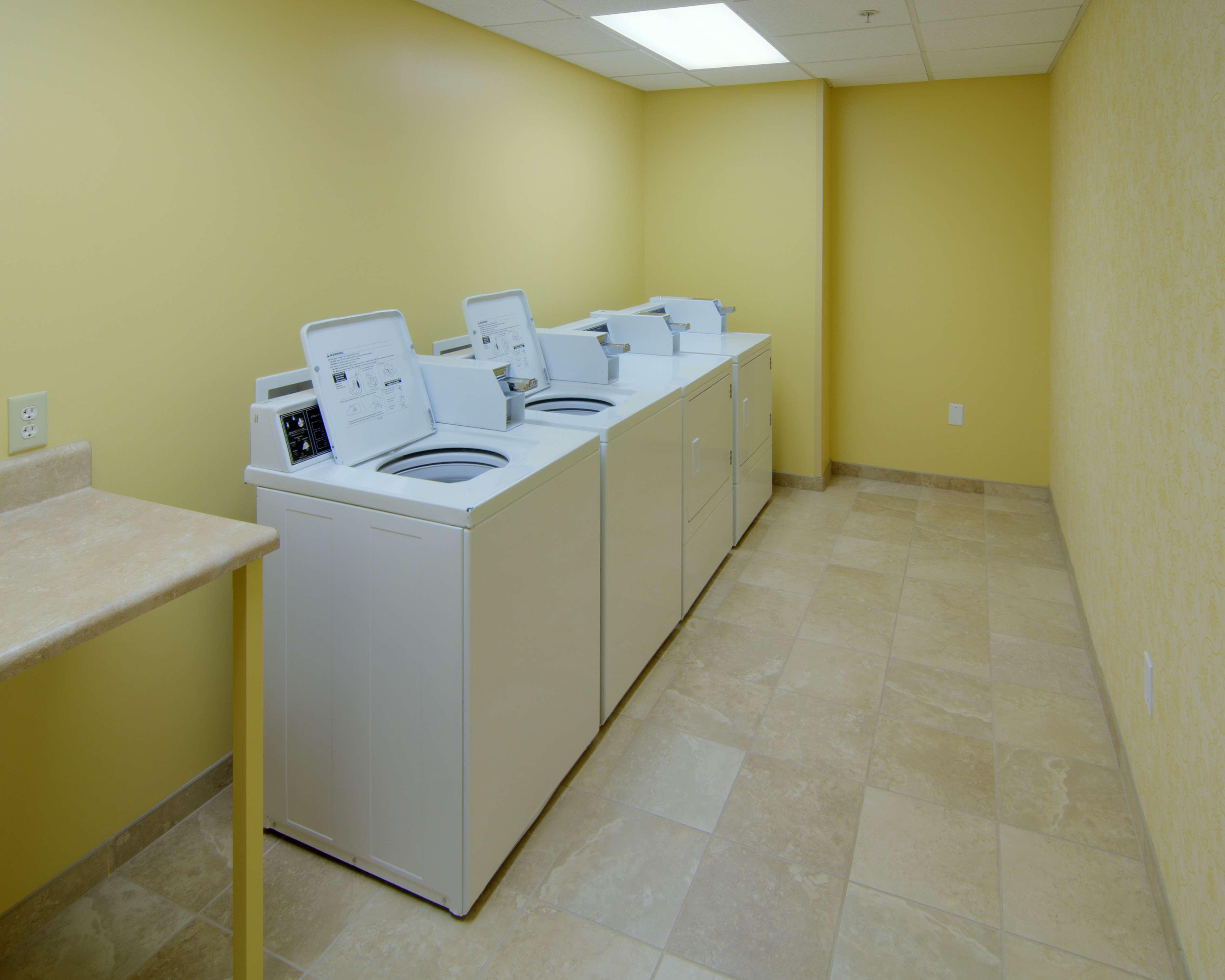 Hampton Inn&Suites Raleigh-Durham Airport-Brier Creek Einrichtungen foto